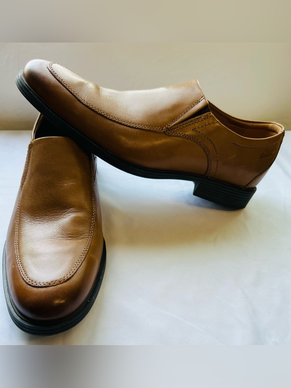 Clarks Collection Extreme Comfort Men’s Brown Leather Slip-On Loafers Size 9.5 M